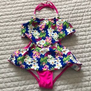 Girls one piece with side cutout